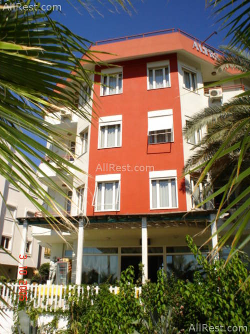 Altes Hotel 3
